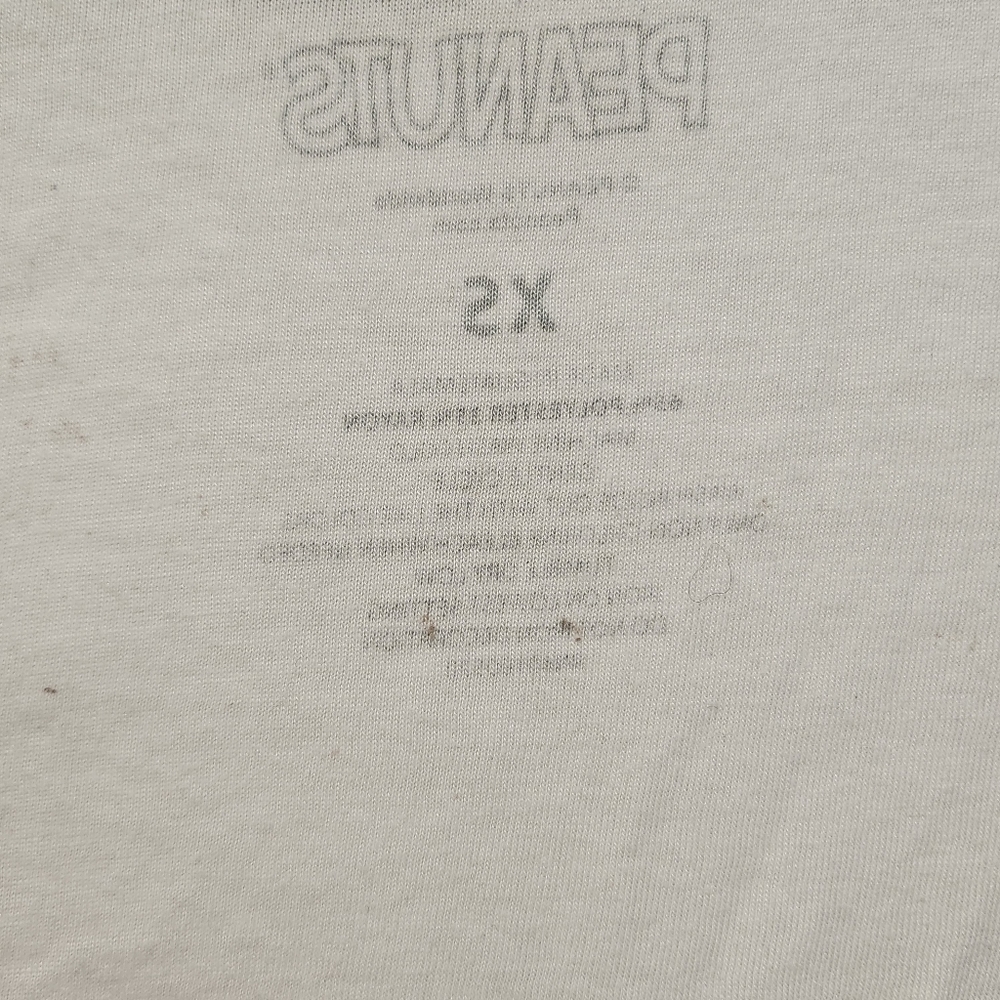 (PRICE IS FIRM!)Mighty Fine Peanuts Short Sleeve Tshirt With Snoopy Design - Picture 9 of 14
